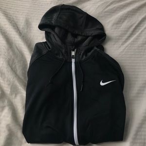 Nike Therma fit Hoodie